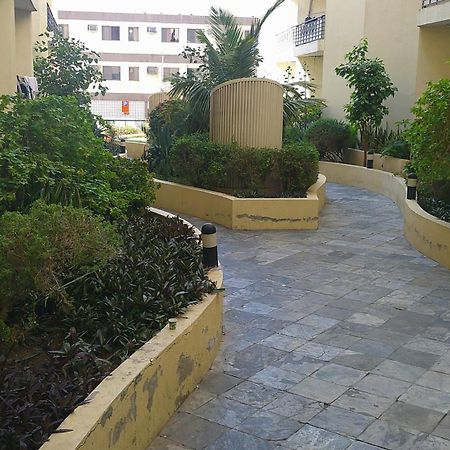 Ruby Star Hostel Dubai F2 Екстер'єр фото