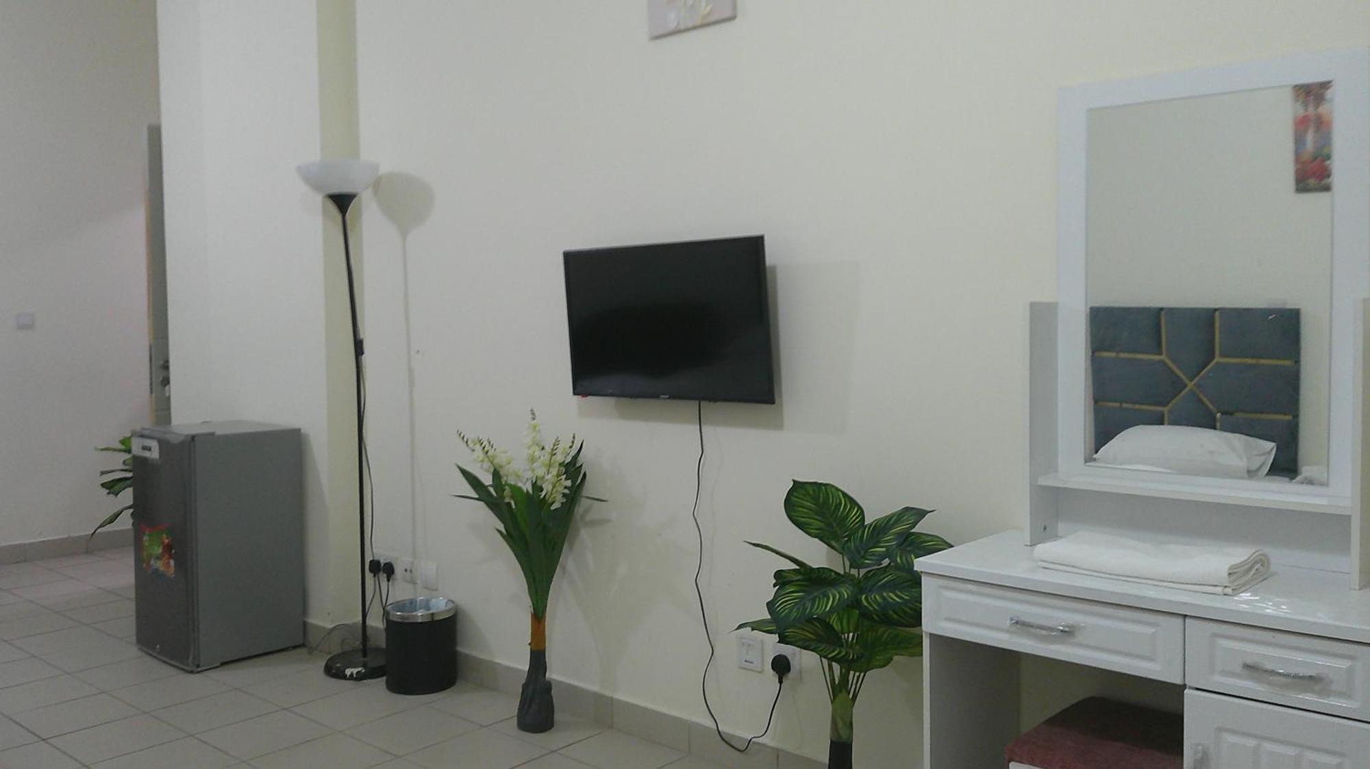 Ruby Star Hostel Dubai F2 Екстер'єр фото