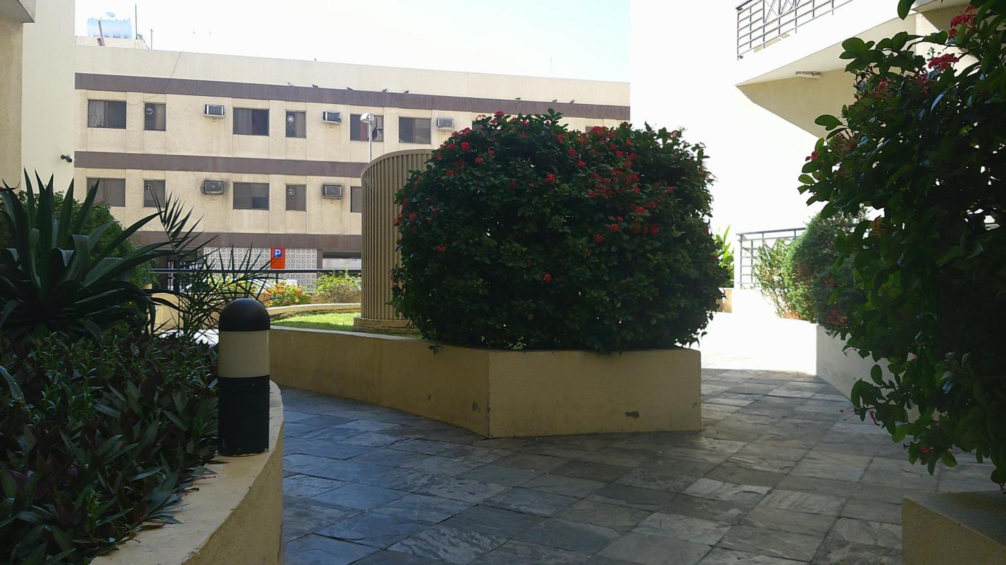 Ruby Star Hostel Dubai F2 Екстер'єр фото