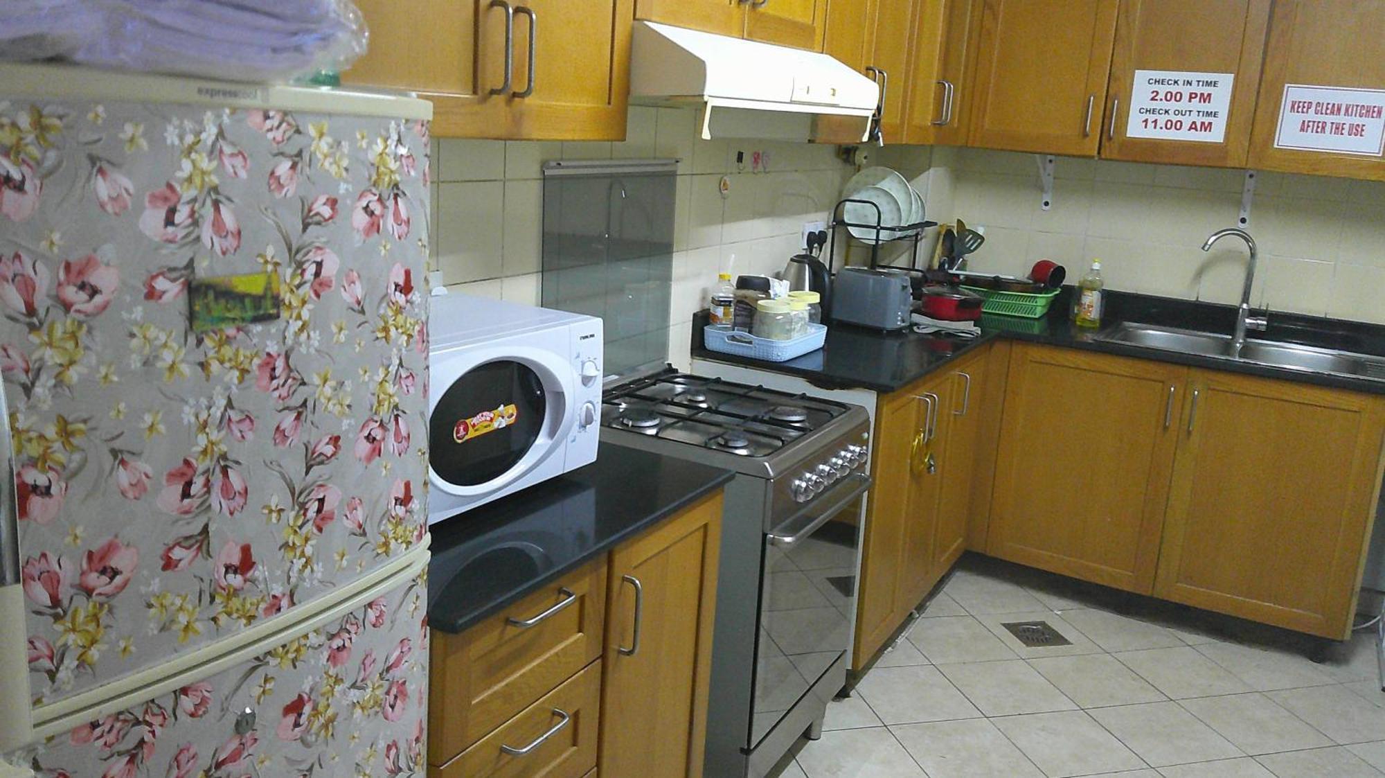 Ruby Star Hostel Dubai F2 Екстер'єр фото