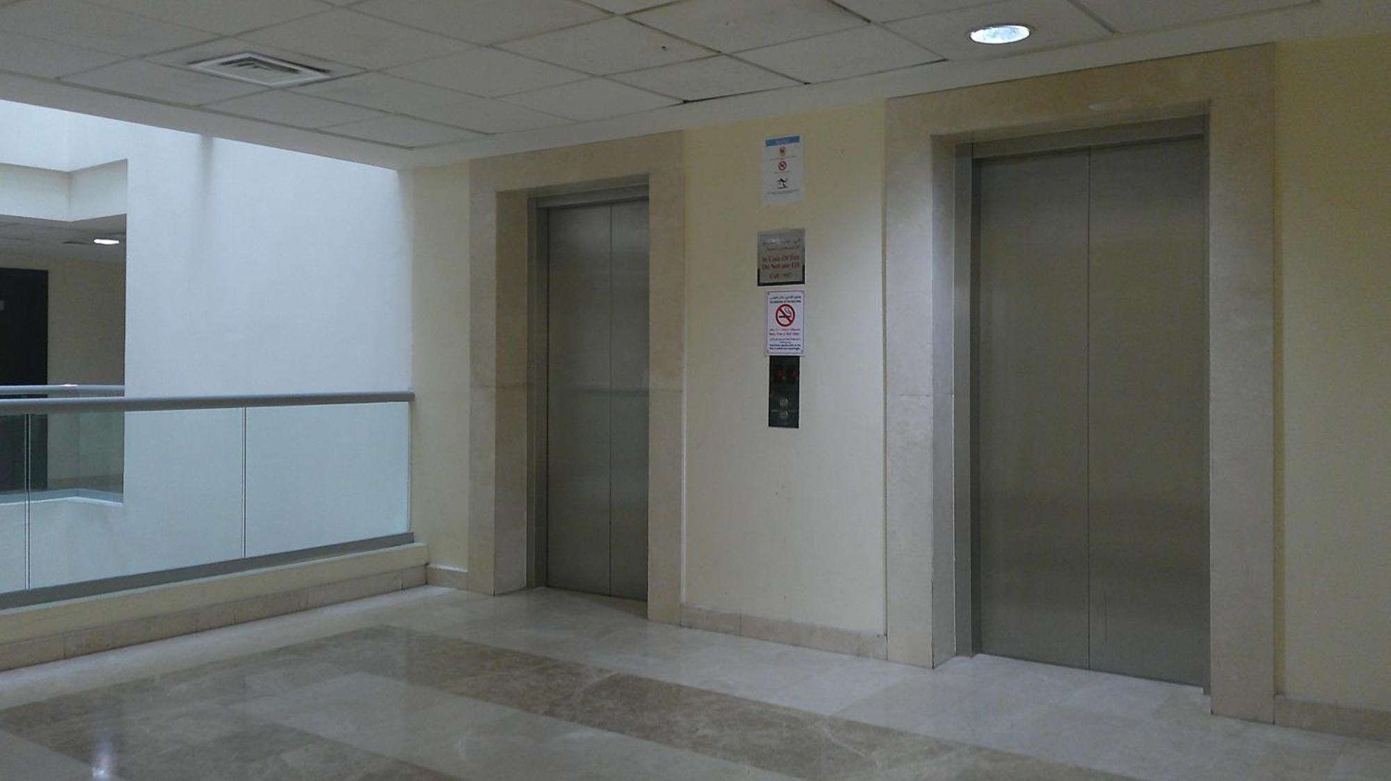Ruby Star Hostel Dubai F2 Екстер'єр фото